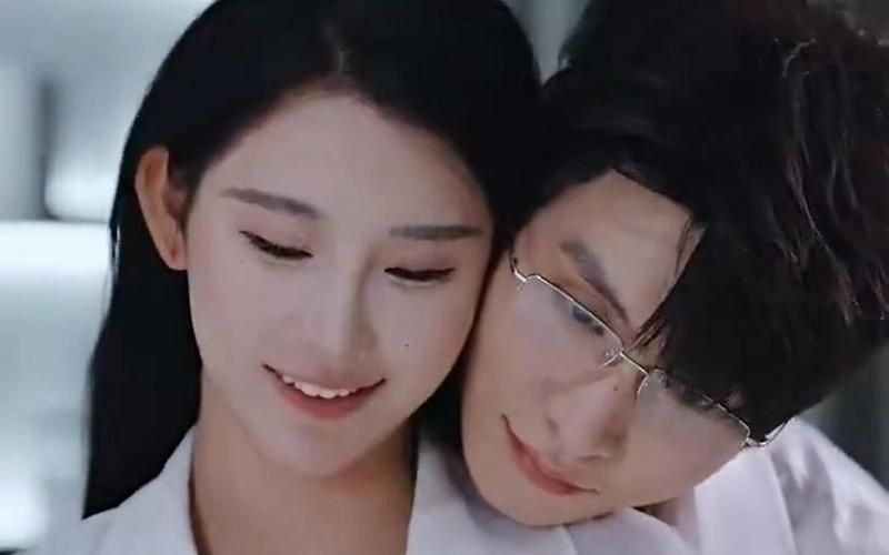 闪婚后，谢太太被宠上天海报
