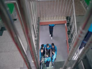 龙华之少年归海报