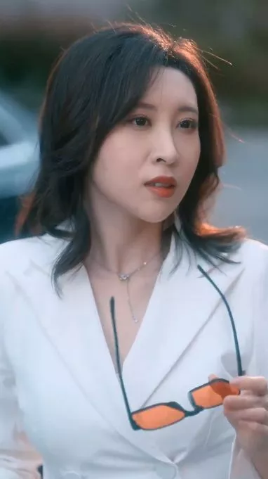 妈我来了海报